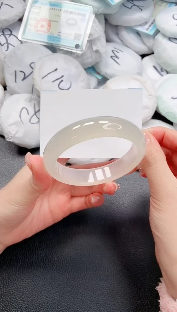 【闪购商品】石英质玉手镯未镶嵌 23L65-62