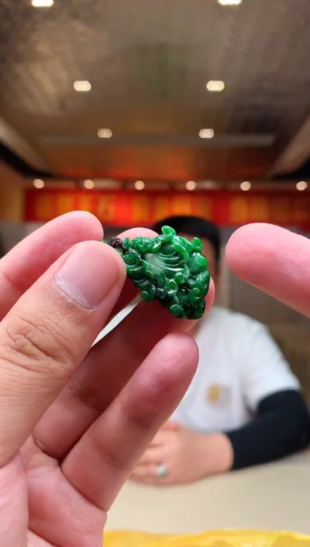 【闪购商品】定制翡翠未镶嵌             *344