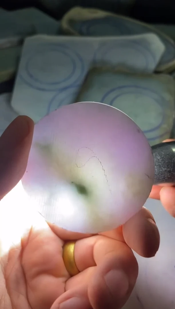 颈饰未镶嵌翡翠翡翠镯心