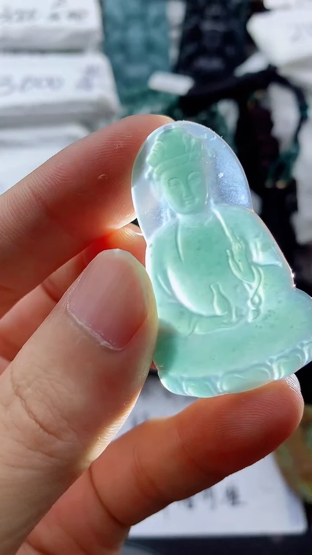 翡翠未镶嵌颈饰88888888888