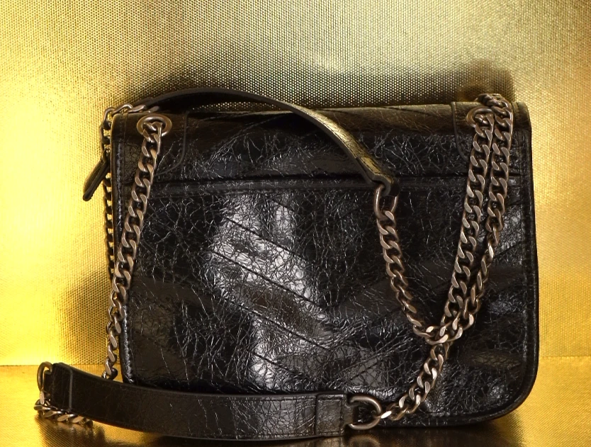 28（全新未拆封）轻奢时尚潮流气质单肩斜跨女士包包 22-10-16cm