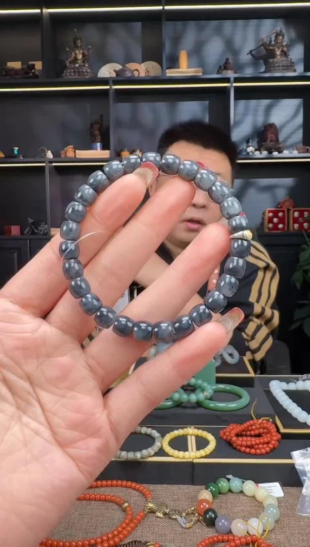 【闪购商品】和田玉1未镶嵌8mm青花极致手串