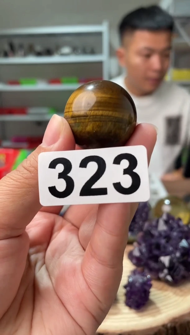 未镶嵌水晶大型摆件（非配饰）虎眼石球323