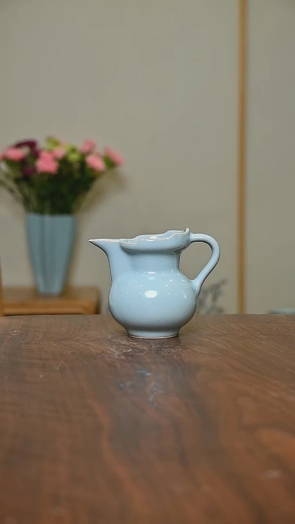 僧帽公道 天青 微瑕 朱家汝窑款