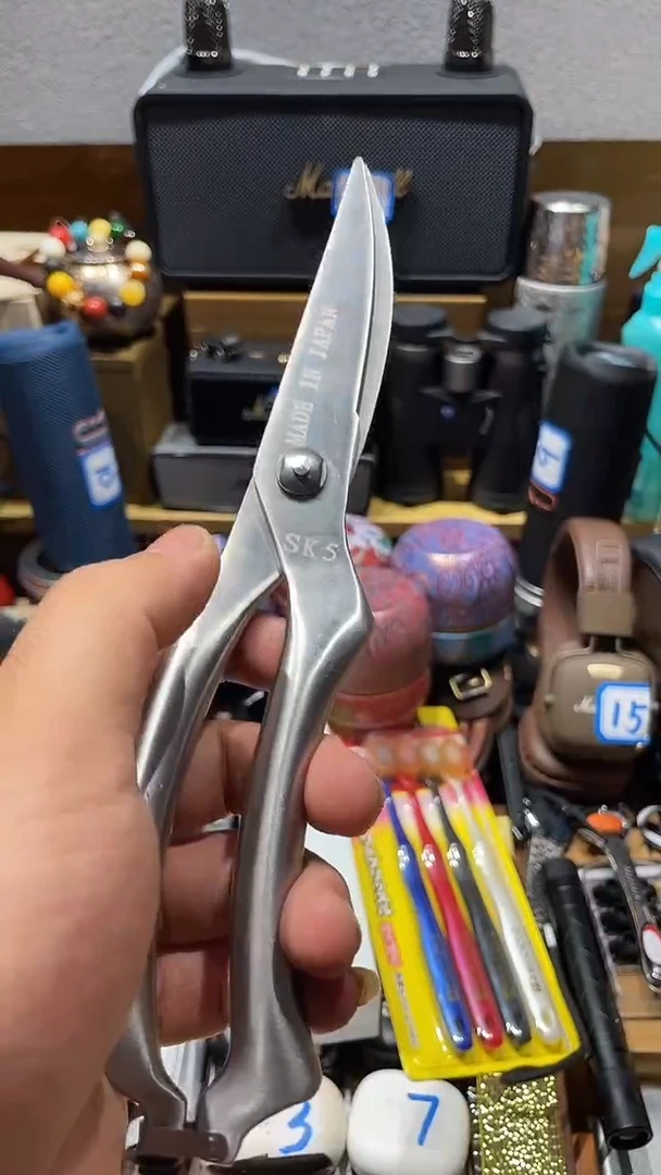 瓷片闪购商品 如图所示