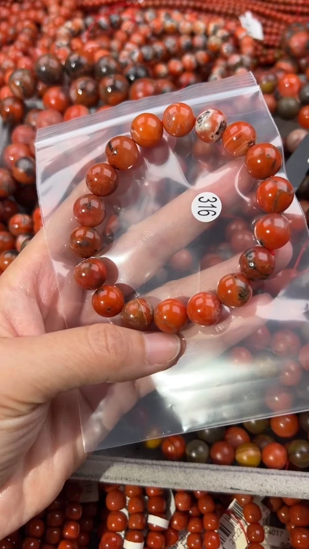 南红玛瑙手串未镶嵌11+