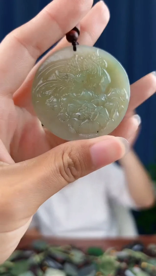 未镶嵌和田玉挂件拍一发一，多样性发货