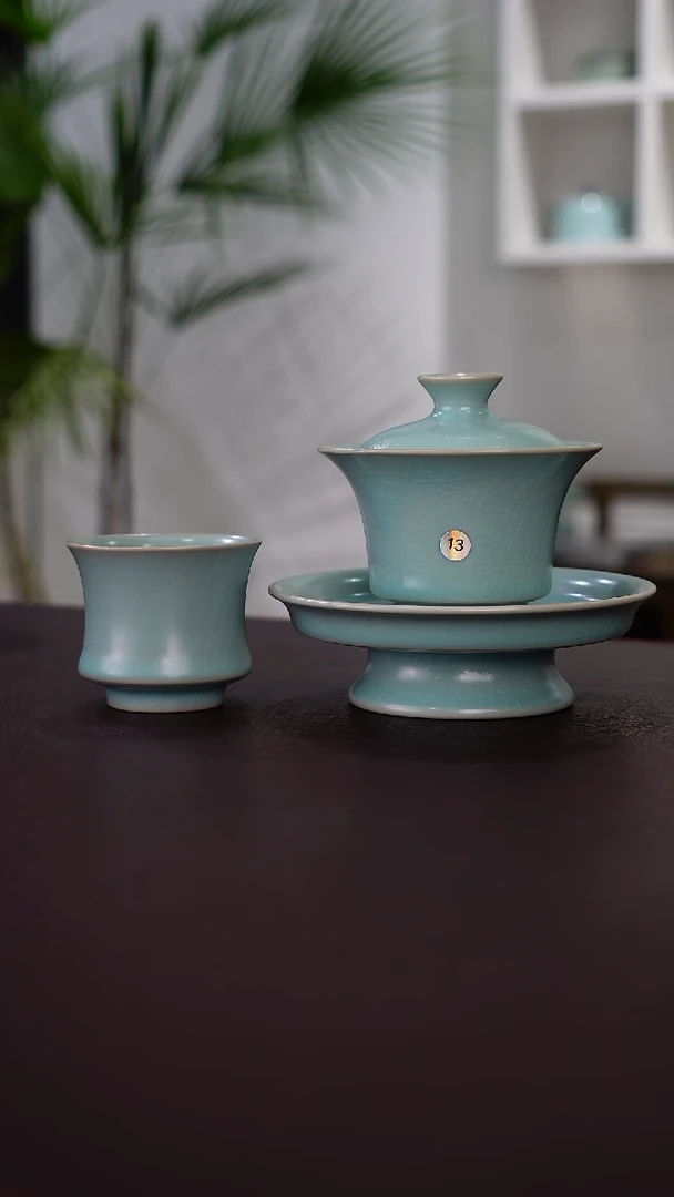 13号高足马蹄三才盖碗送单杯微瑕节日福利        洁