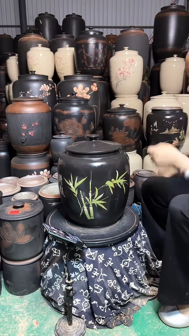 罐瑕疵小茶缸高35cm  彩填  136