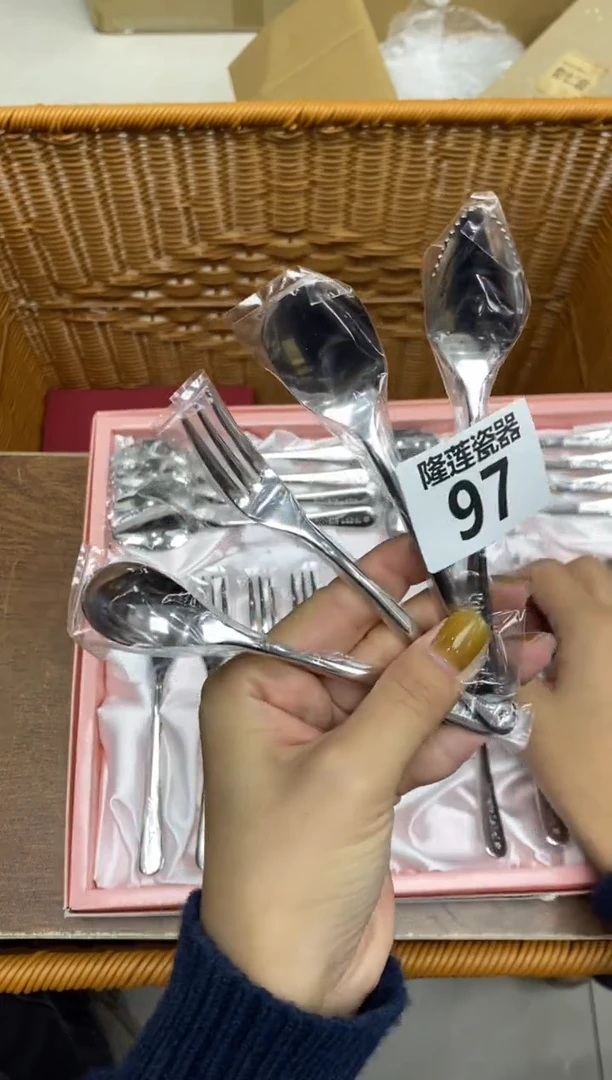 瓷片瓷器之美，尽在隆莲