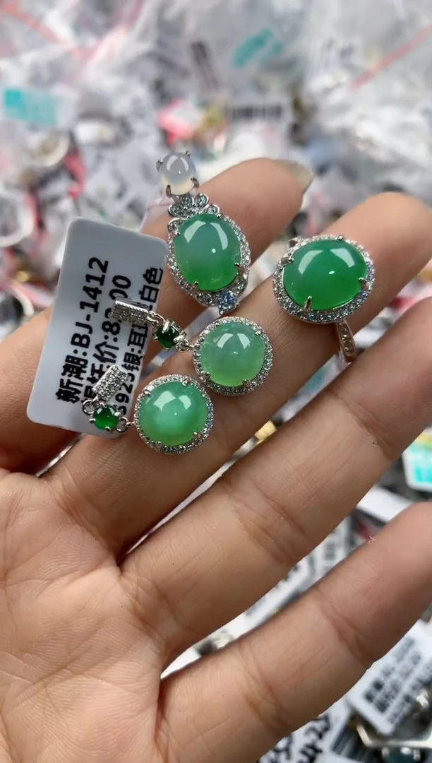 银S925镶嵌戒指翡翠101010----8