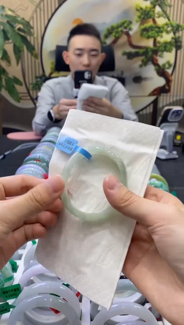 未镶嵌手镯翡翠5787