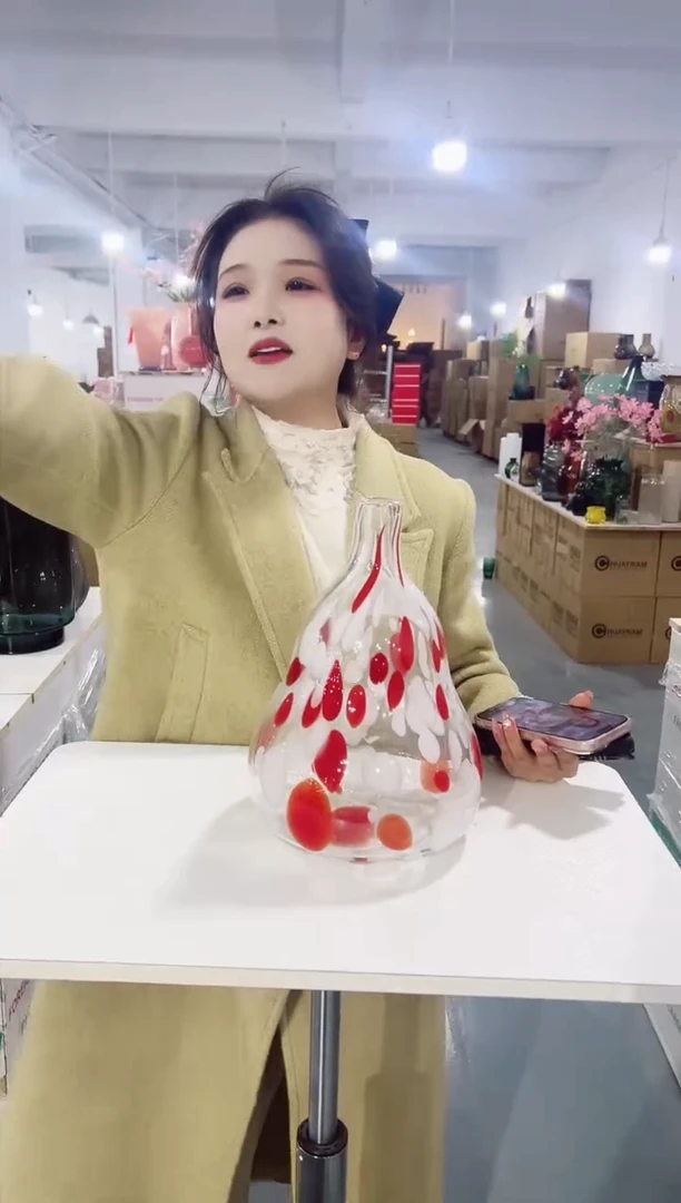 【闪购商品】玻璃乐之沭花瓶微瑕-6QKT