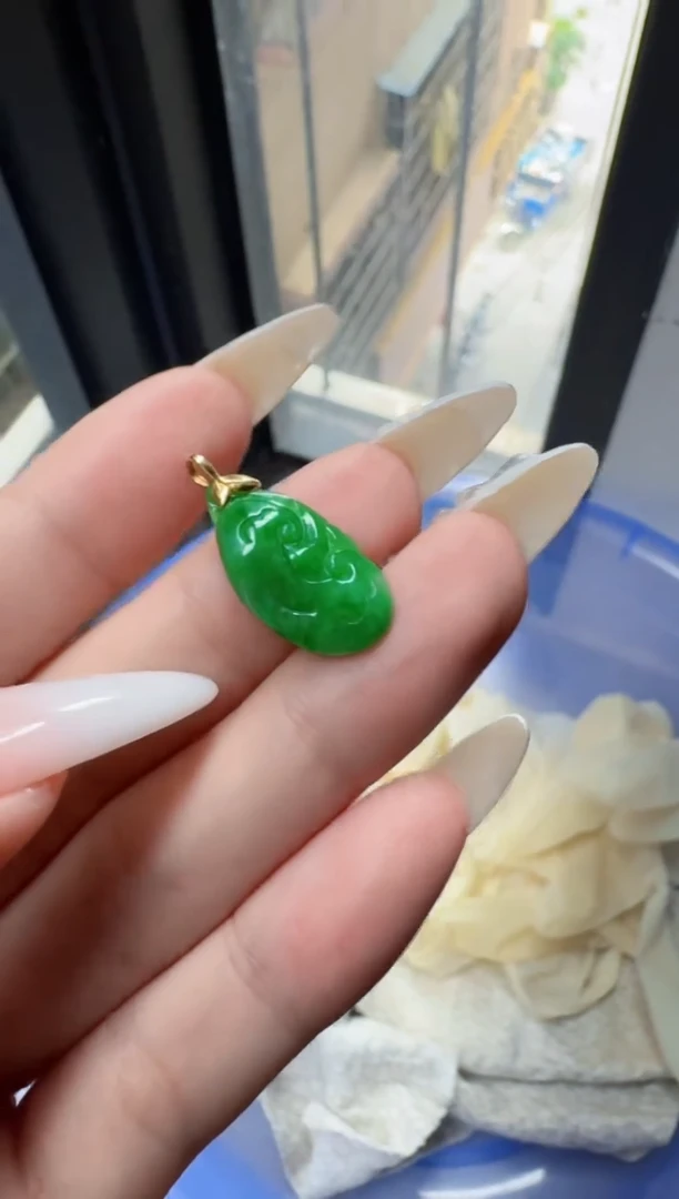 翡翠18K金镶嵌吊坠(不含链)馨****店缅甸A货翡翠