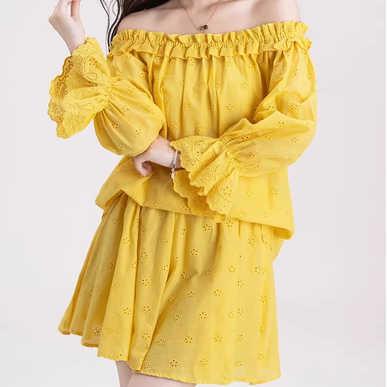 度假风黄色套装女夏季新款木耳边一字肩长袖上衣宽松短裙两件套