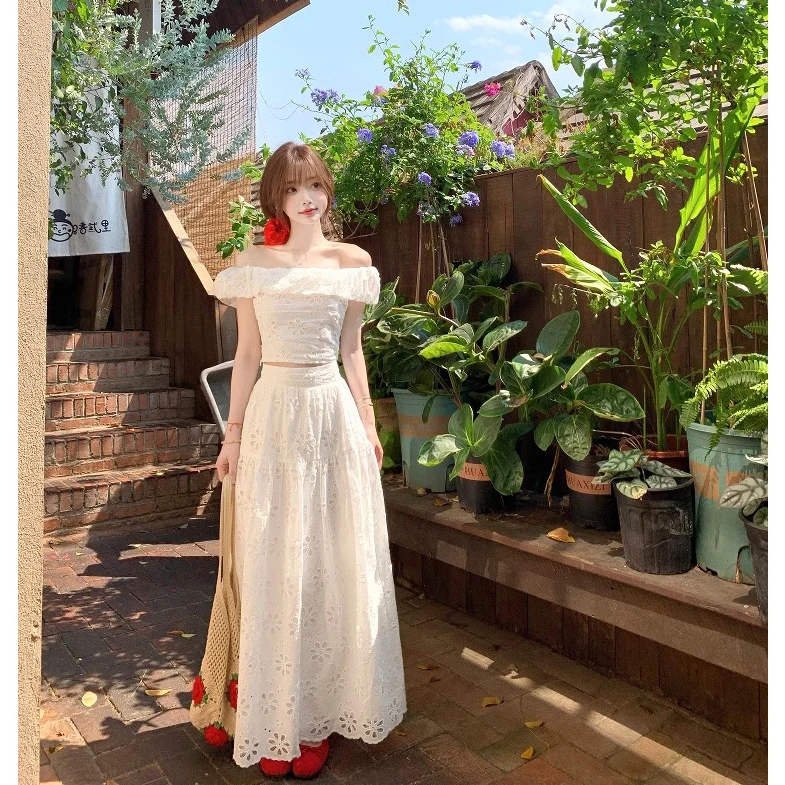 韩系白色镂空绣花一字领露肩上衣高腰半身裙两件套女2025夏季新款