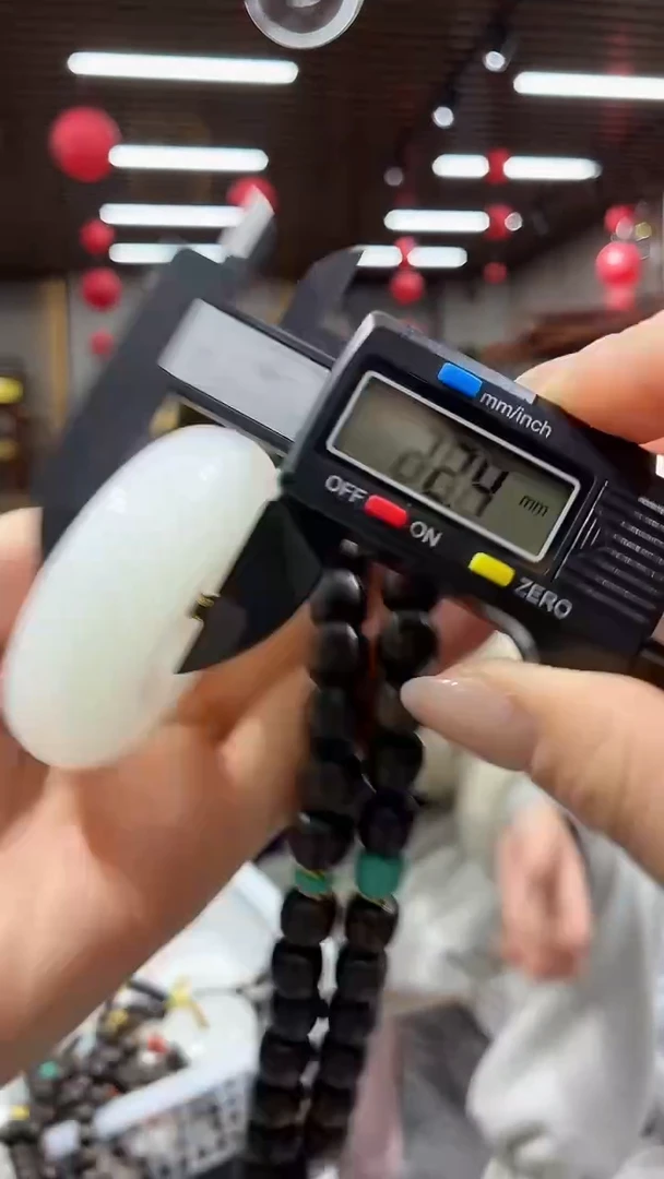 【慧慧甄选】高端轻奢手链多样性发货HF4064S