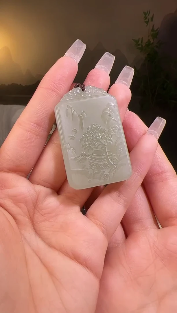 【闪购商品】和田玉颈饰未镶嵌山水牌30