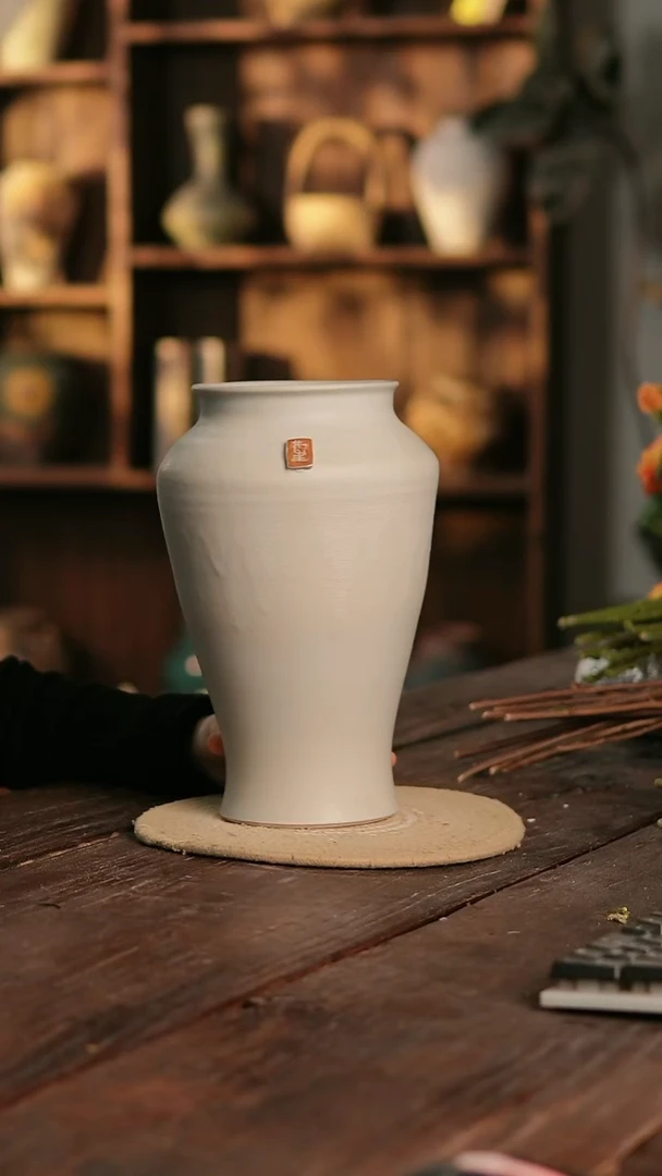 摆件24-394 陶瓷花器高28口径13