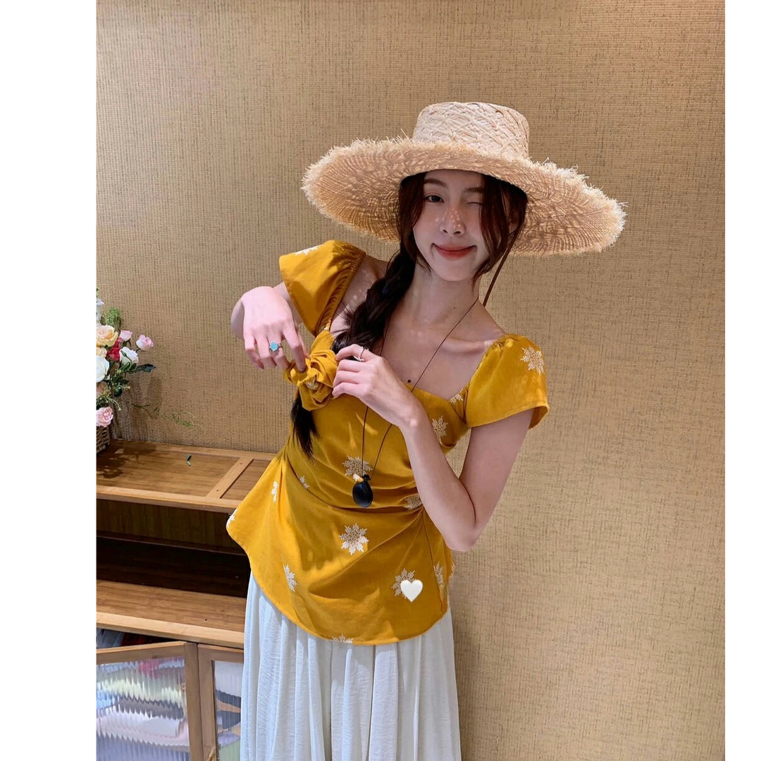 夏日穿搭套装碎花上衣女装夏季纯欲慵懒风甜美休闲阔腿裤子两件套