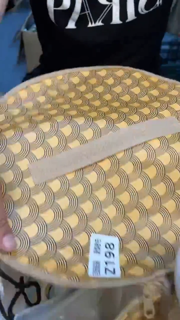 瓷片红***女老崔杂货铺默认微瑕