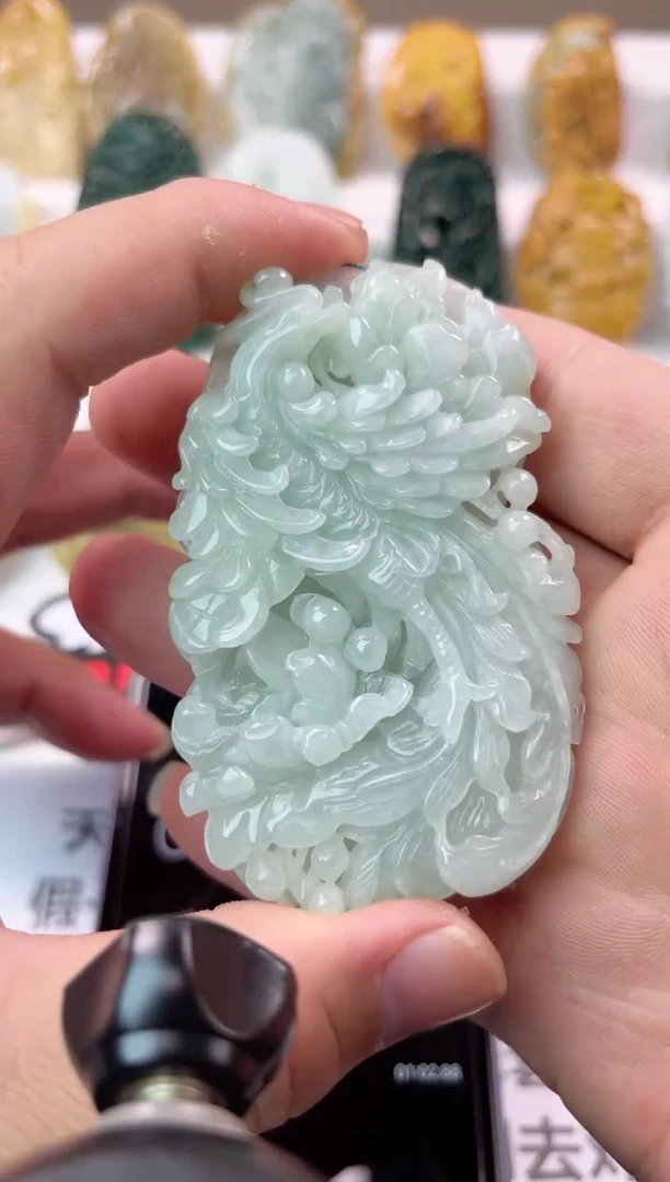 【闪购商品】翡翠颈饰未镶嵌凤凰