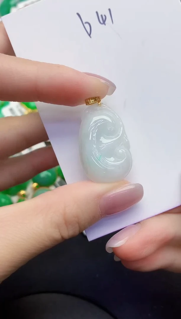 颈饰未镶嵌翡翠缅甸天然翡翠A货