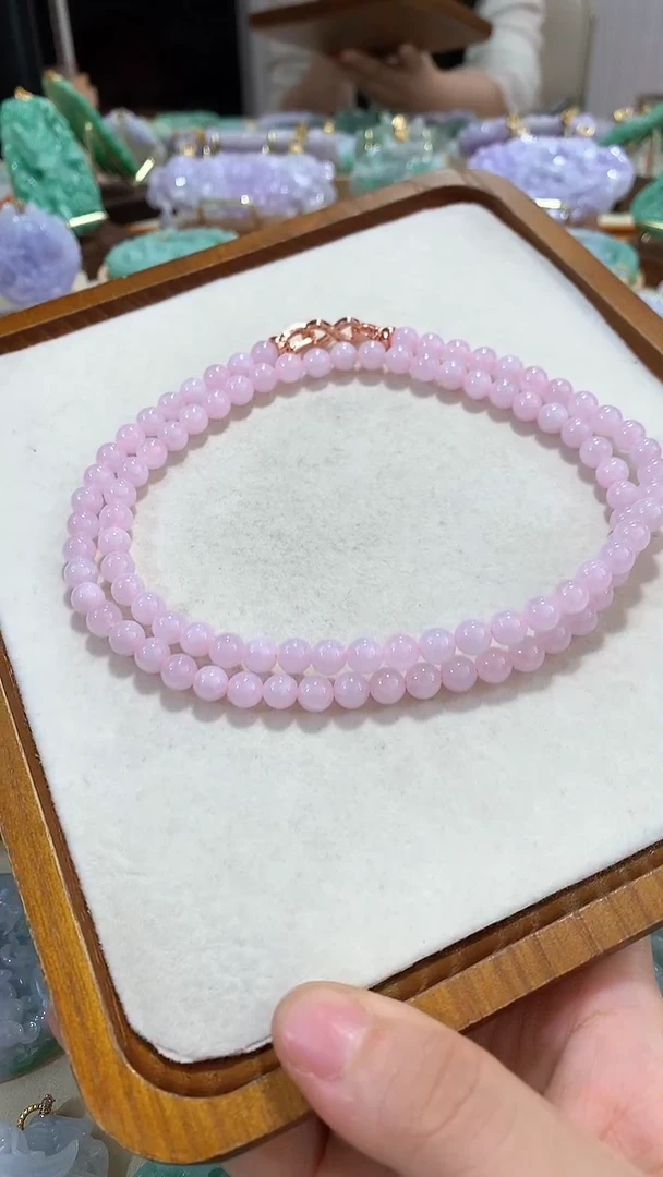 颈饰未镶嵌翡翠项链