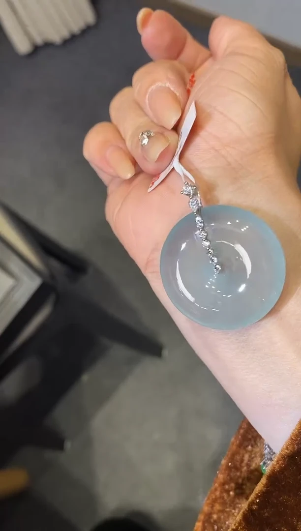 吊坠(不含链)18K金镶嵌翡翠平安扣