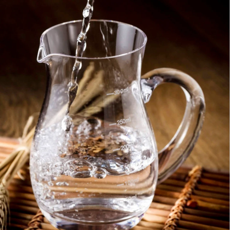 苏冠荷花20浓香型白酒雪