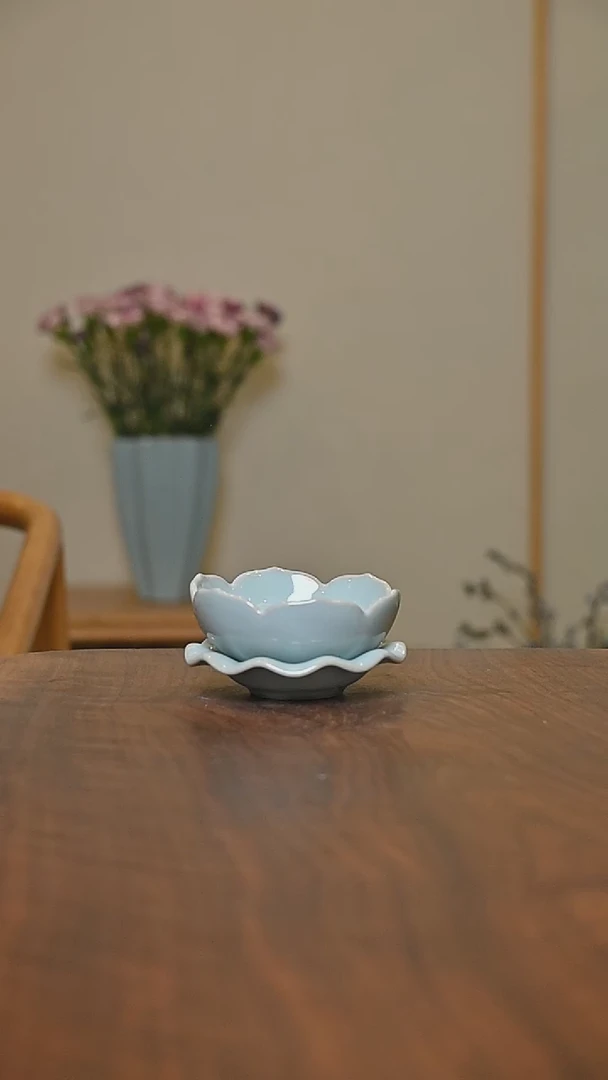 莲花茶漏 天青 微瑕 无款