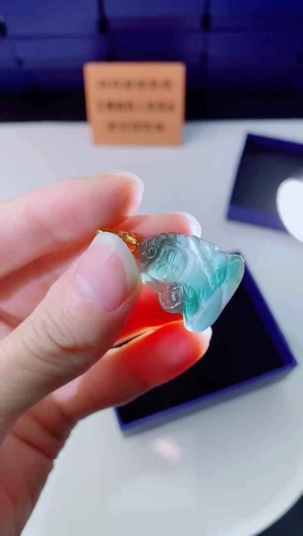 翡翠未镶嵌颈饰11111111