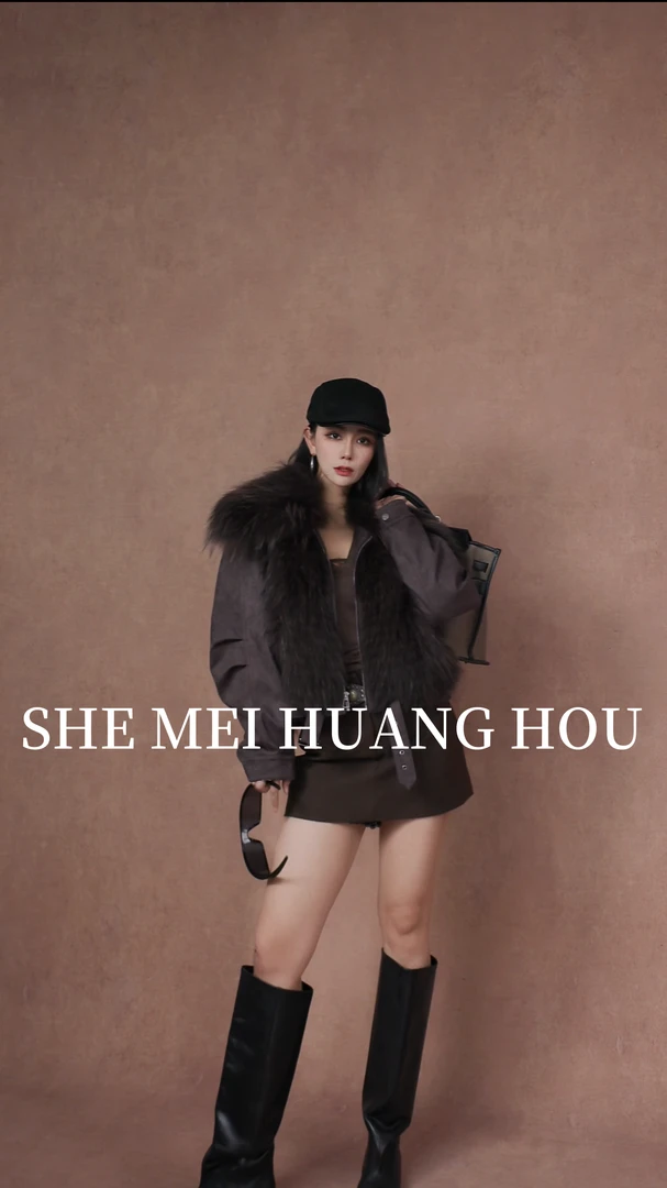 （摩登女神）P家貉子毛皮草女短款白鹅绒反皮绒鹅绒服秋冬新25170