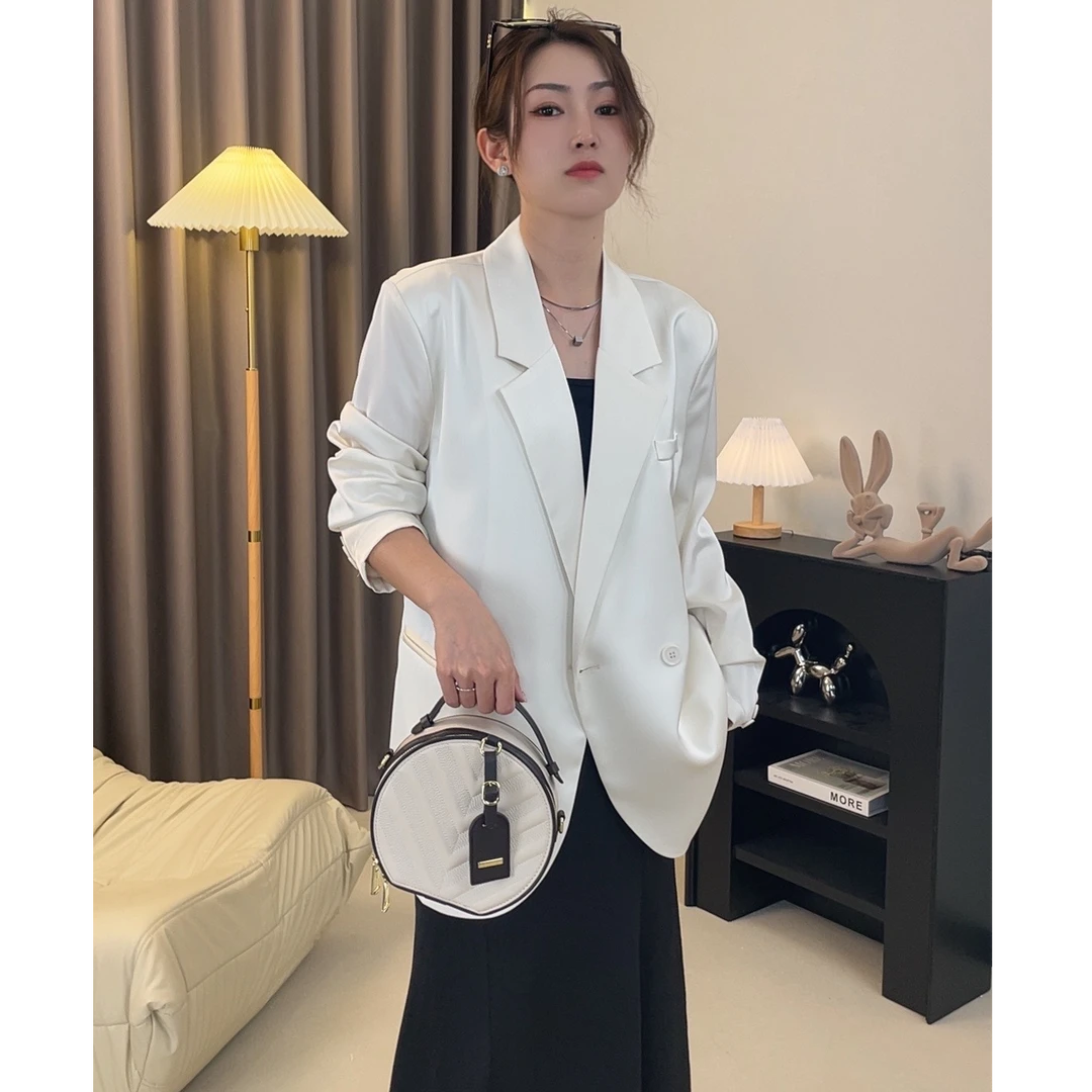 白色薄款西装外套女装2025夏季新款高级感轻奢气质缎面小西服上衣