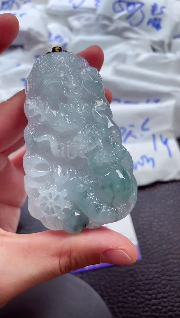 颈饰未镶嵌翡翠00007308