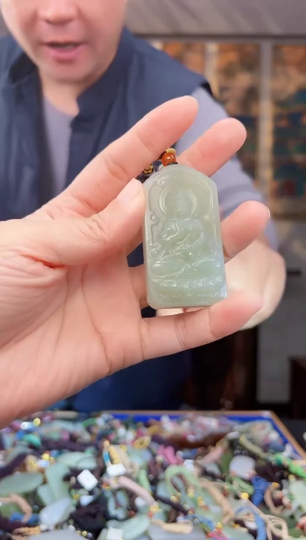 【闪购商品】和田玉挂件未镶嵌拍一发一