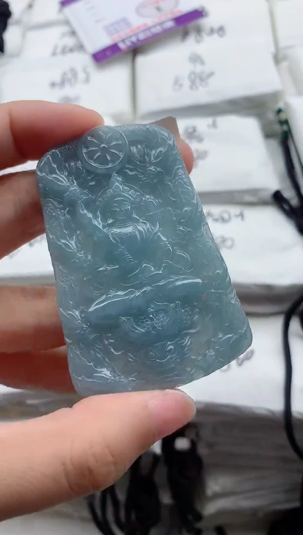 颈饰未镶嵌翡翠8