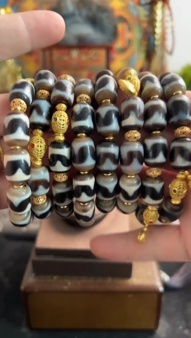 玛瑙/玉髓手串未镶嵌发一件