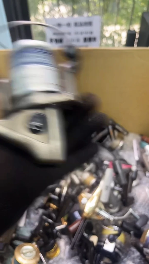 X****生直播间讲解为准，看清楚再下单如有拆卸不退不换！微瑕孤品