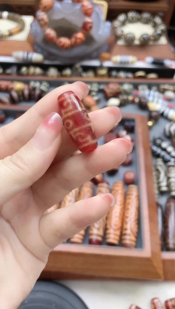 未镶嵌珠珠玛瑙/玉髓西****账三眼莲师金蟾红肉-西安