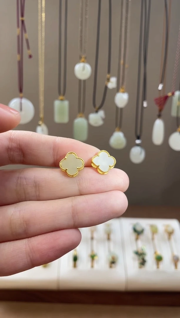 颈饰银S925镶嵌和田玉和田玉耳钉