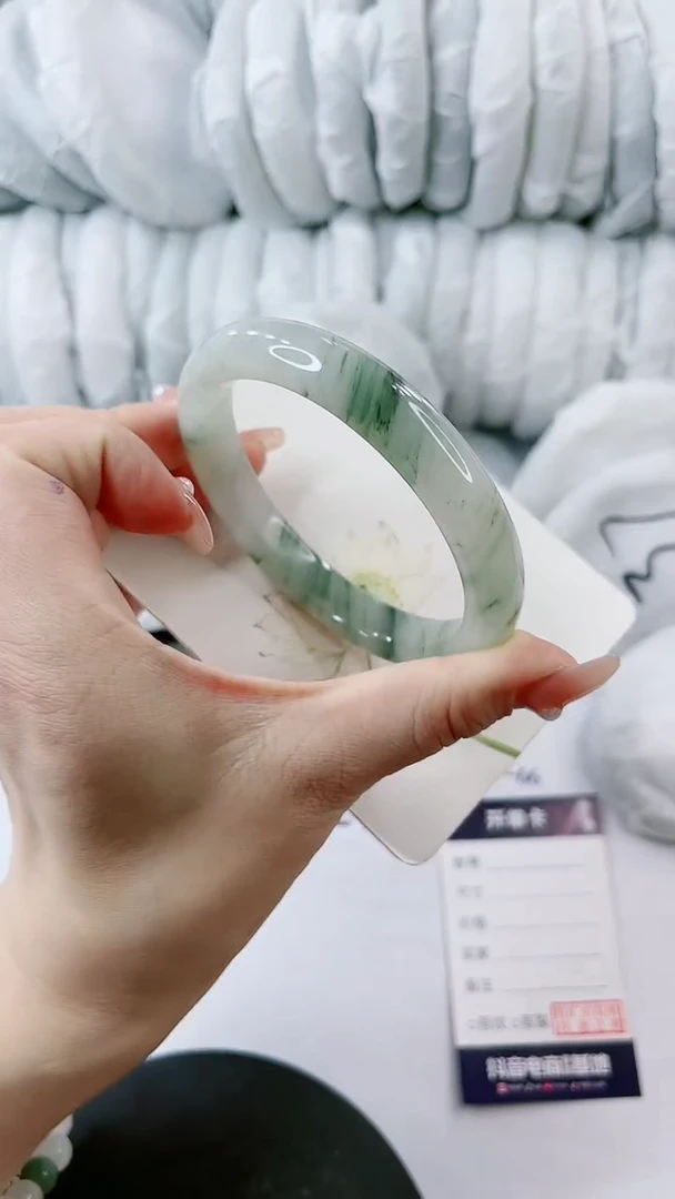 【闪购商品】石英质玉手镯未镶嵌0967904198-63多样性发货