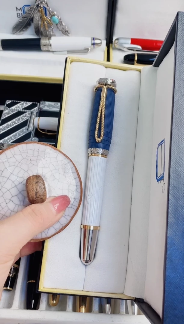 瓷片小***2f'f'f666778888