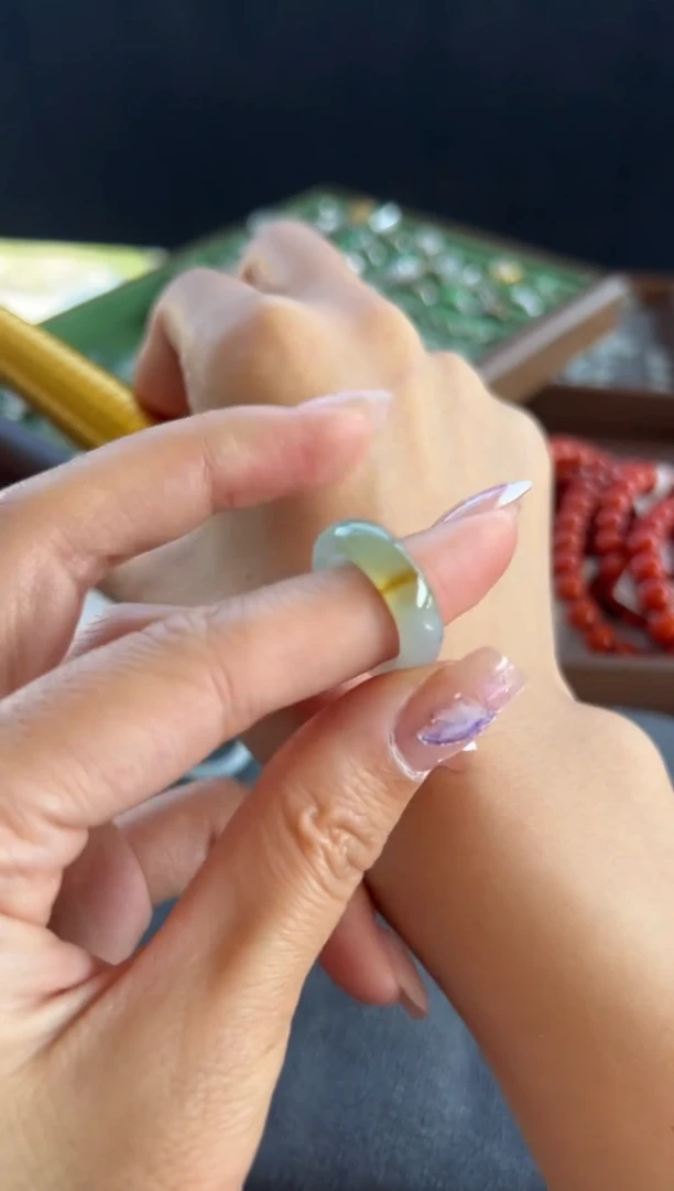 【闪购商品】翡翠吊坠(不含链)未镶嵌603买断9