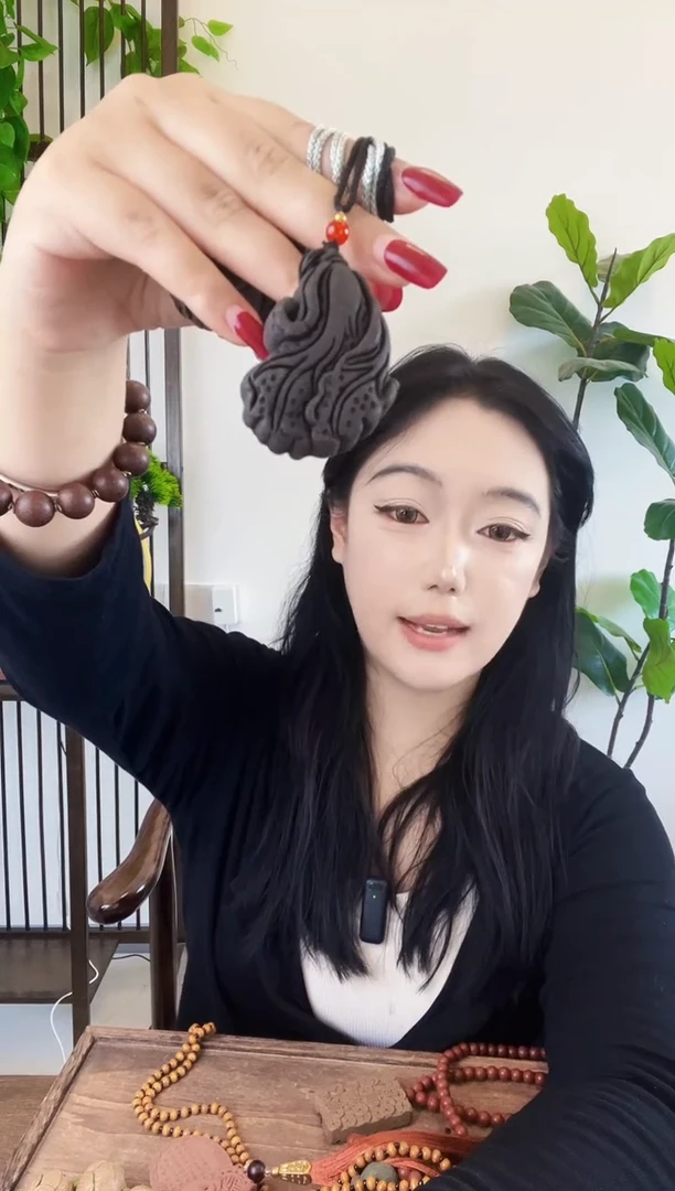 泥塑桃源香方白菜一个