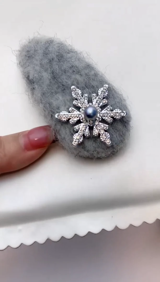 未镶嵌发卡海水珍珠A3