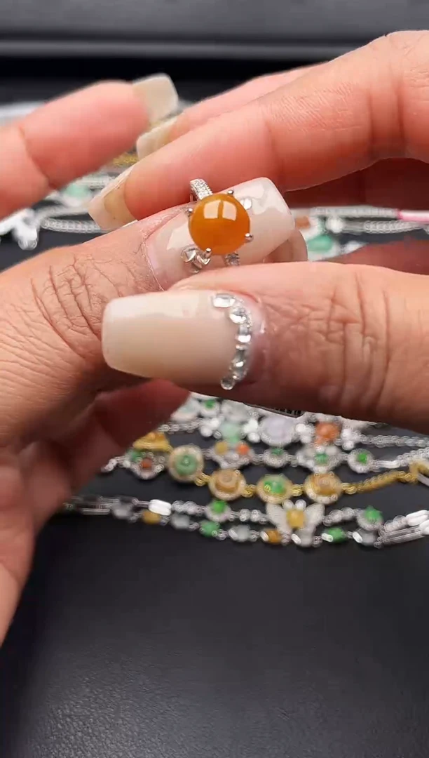 【闪购商品】翡翠戒指银S925镶嵌缅甸天然A货翡翠S925银镶嵌