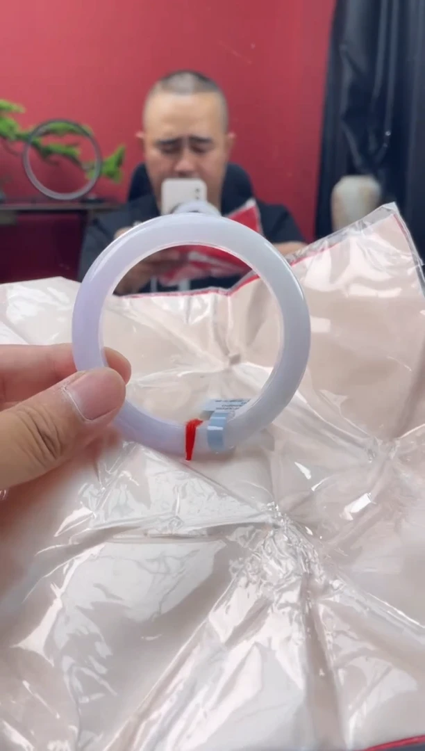 未镶嵌手镯翡翠2