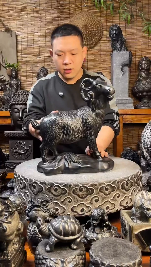 石材生肖羊天然青石雕刻