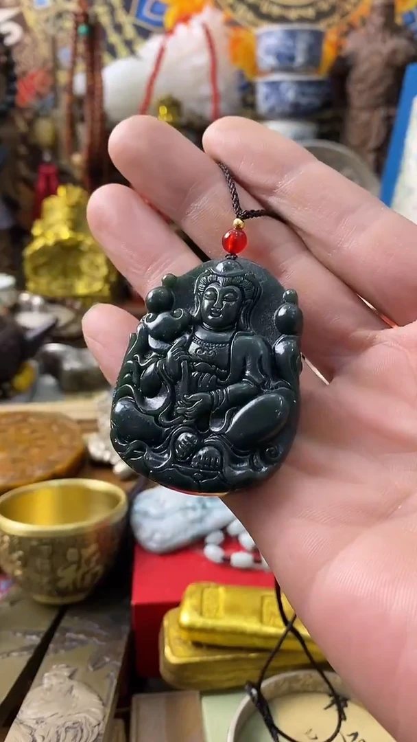 颈饰未镶嵌和田玉（青玉）-------主播推荐-------